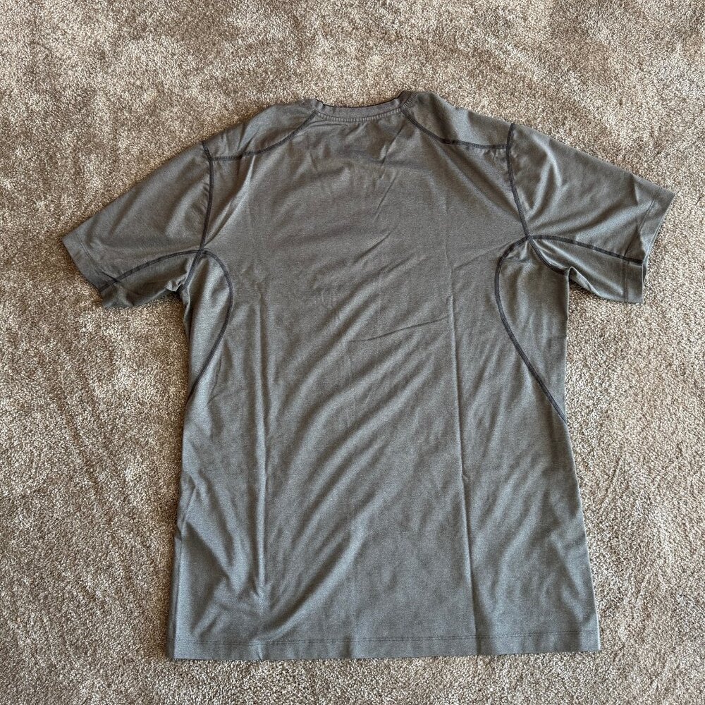 Nike Pro Combat, Dri Fit T-shirt, Large - Picture 2 of 2